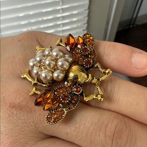 🆕 Gold Bee Brooch with Orange Crystals and Pearl Cluster
